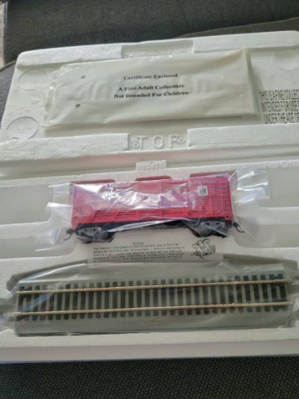 Hawthorne Village Bachmann farmall horse box car train